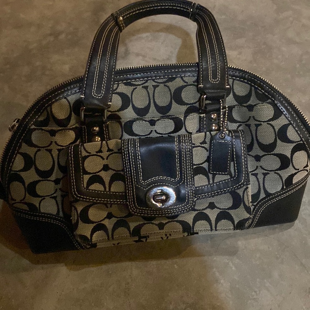 Authentic coach purse